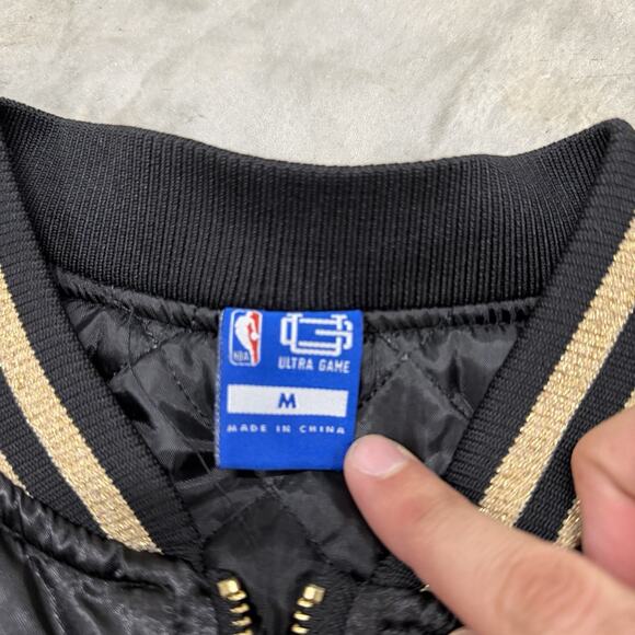 Miami Heat Ultra Game NBA Women’s Quilted Line Zip Jacket Size Medium Gold Black - Picture 3 of 8